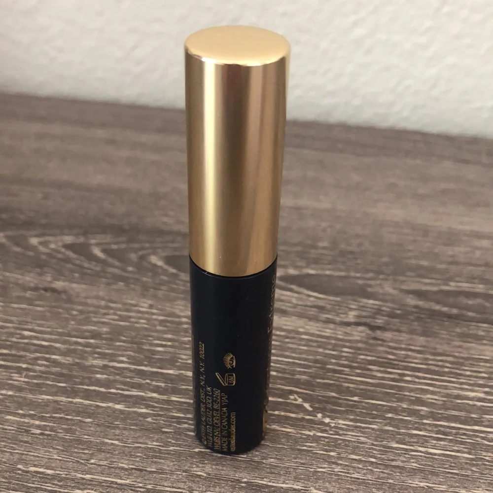 ❤️$6 NWT Estee Lauder Sumptuous Extreme Mascara in Extreme Black